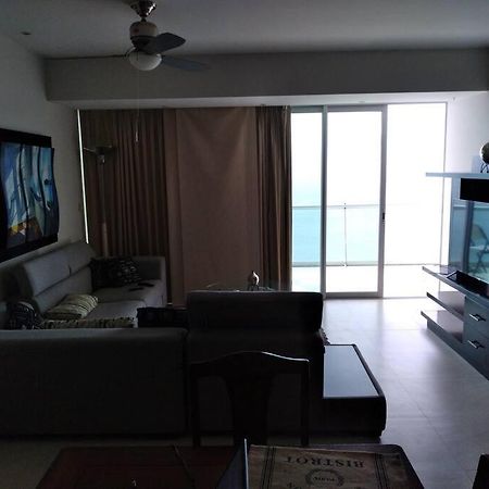Beautiful 3 Bedroom, Fully Furnished, On The Beach Mazatlán Eksteriør bilde