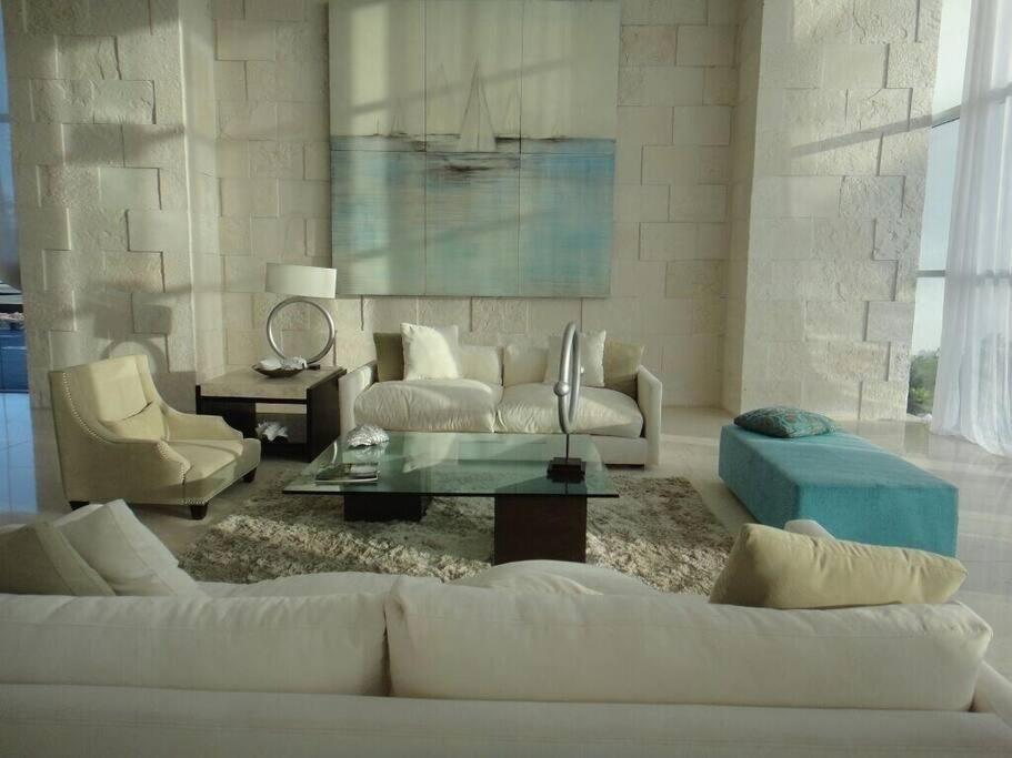 Beautiful 3 Bedroom, Fully Furnished, On The Beach Mazatlán Eksteriør bilde